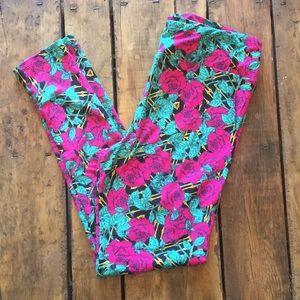 LuLaRoe tall and curvy leggings